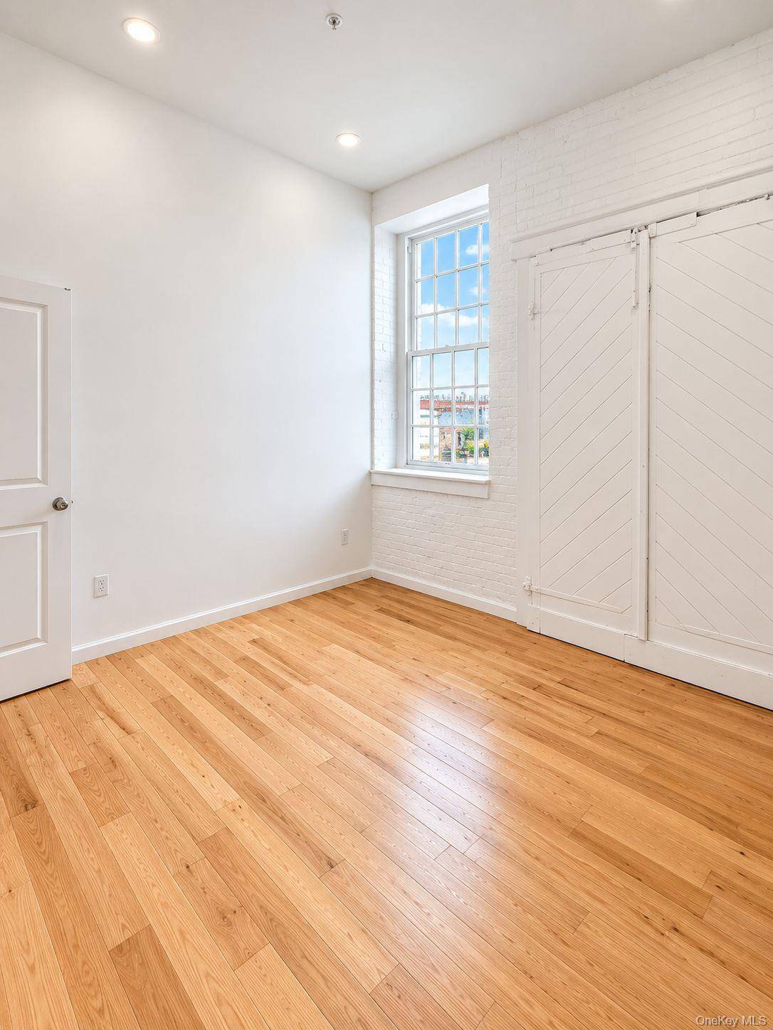 155 S River St #A3, Troy, NY 12180