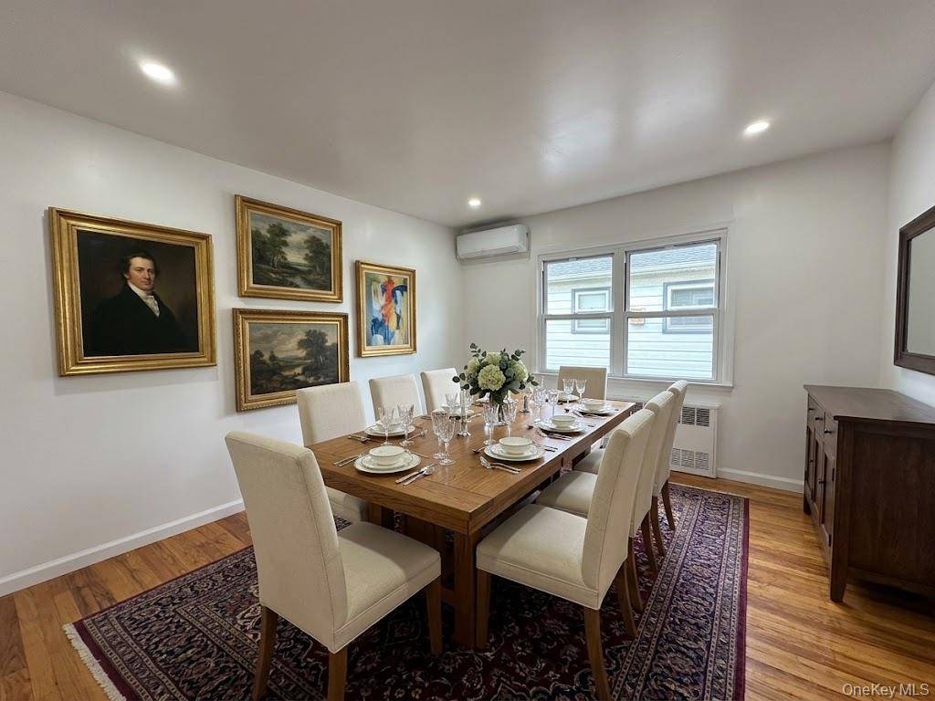 19 Gibson BLVD, Valley Stream, NY 11581
