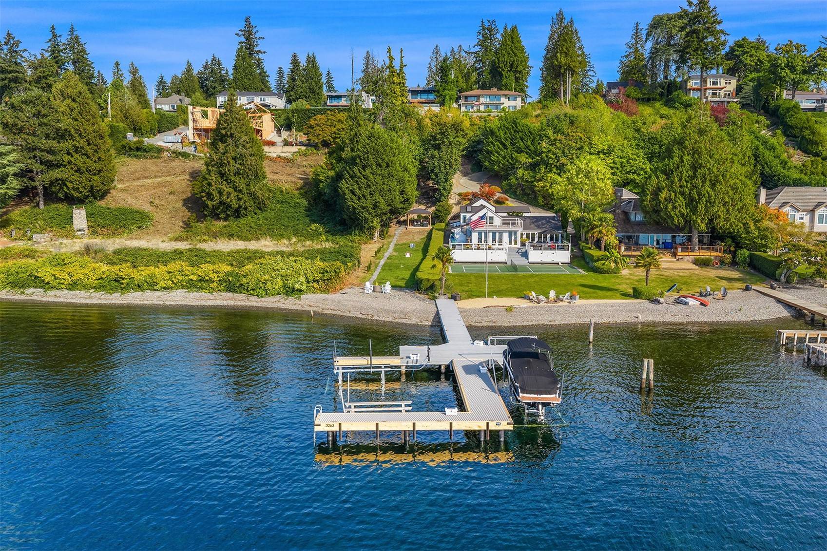 3263 Evergreen Point RD, Medina, WA 98039