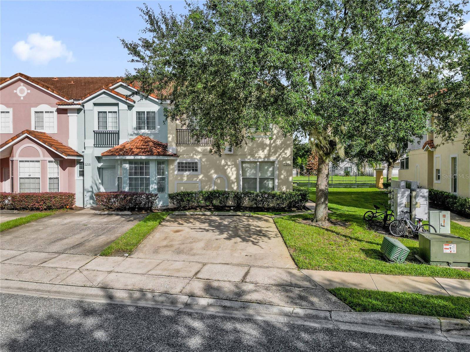 1266 S BEACH CIR, Kissimmee, FL 34746