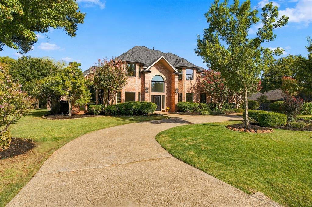 303 Highland Court, Double Oak, TX 75077