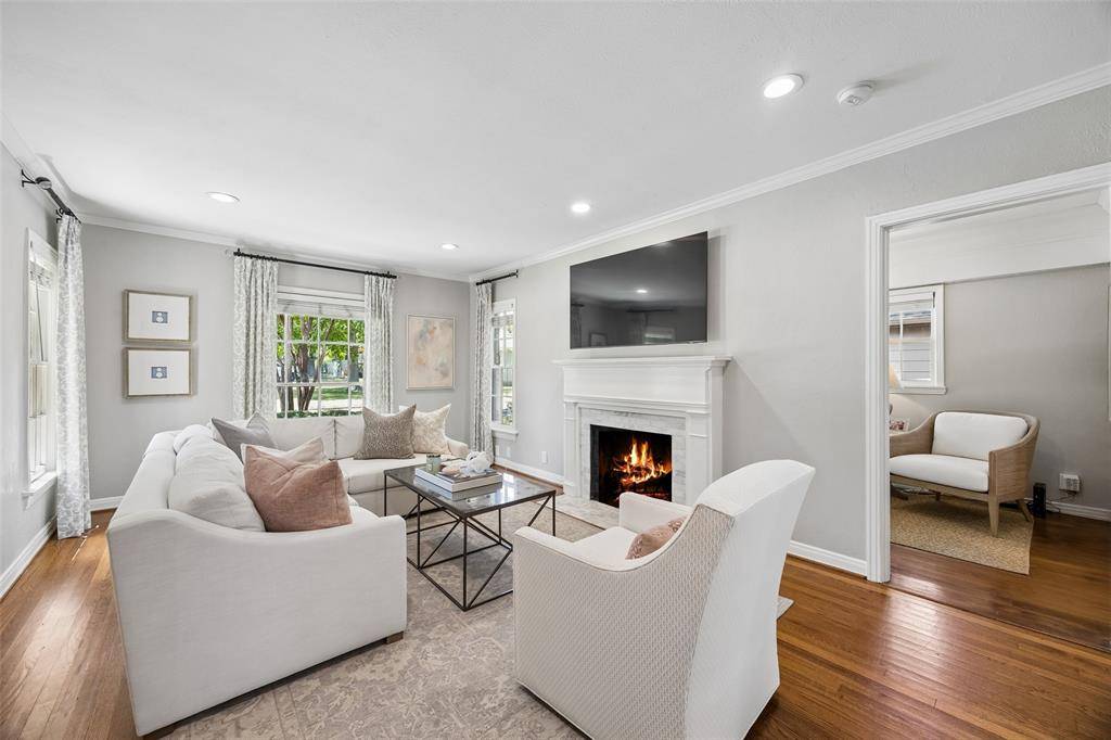 6203 Kenwood Avenue, Dallas, TX 75214