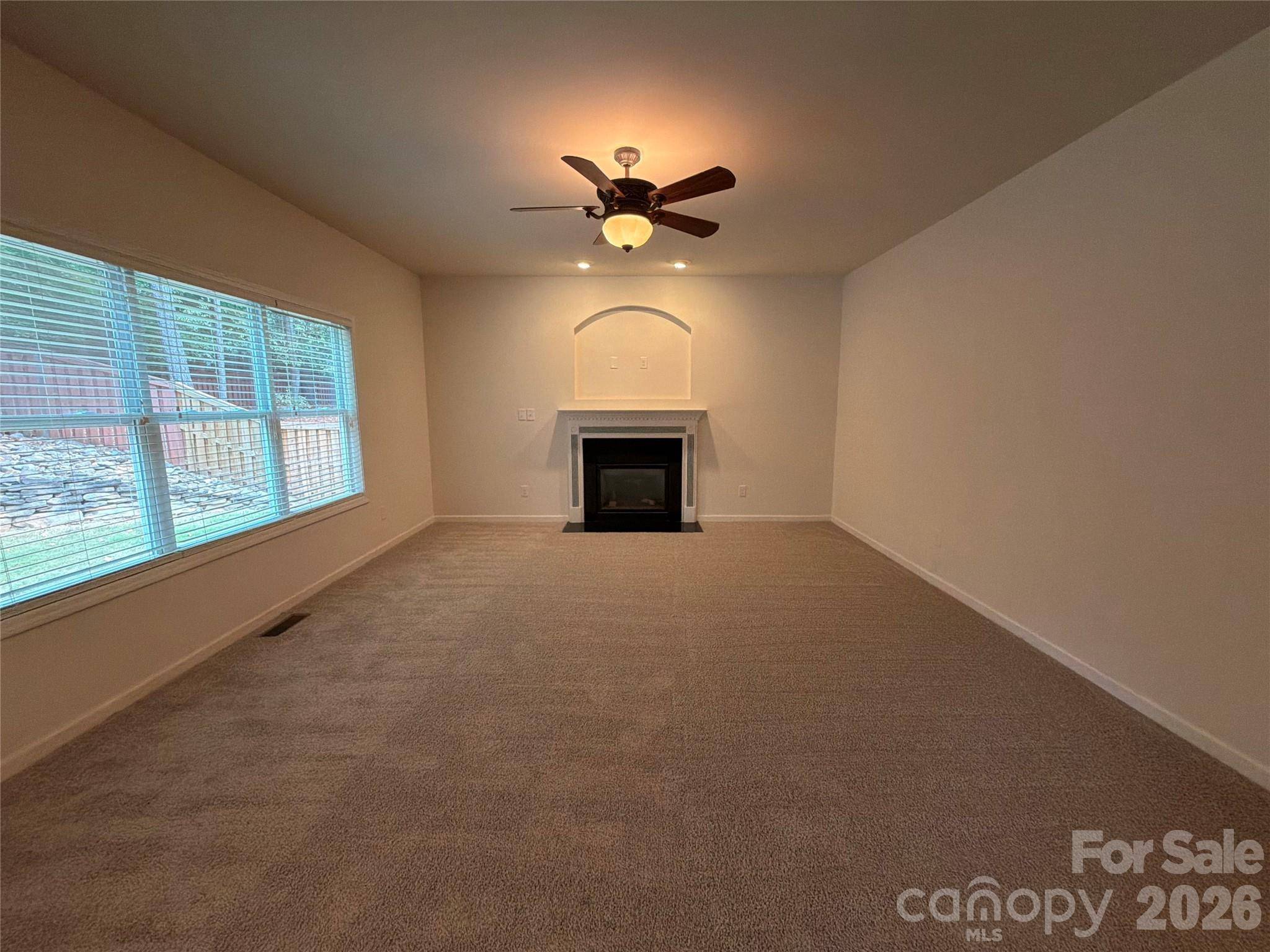 330 Windy Pine DR, Lake Wylie, SC 29710