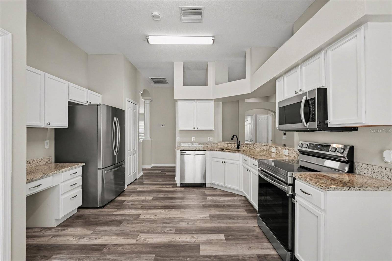 4204 MORNING BREEZE CT, Tampa, FL 33619