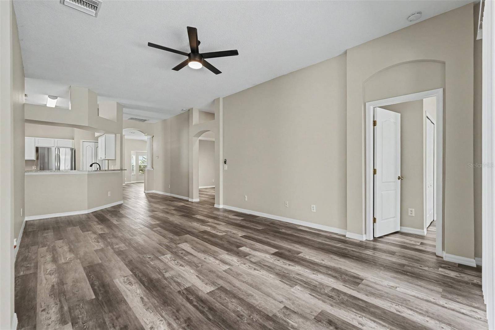 4204 MORNING BREEZE CT, Tampa, FL 33619