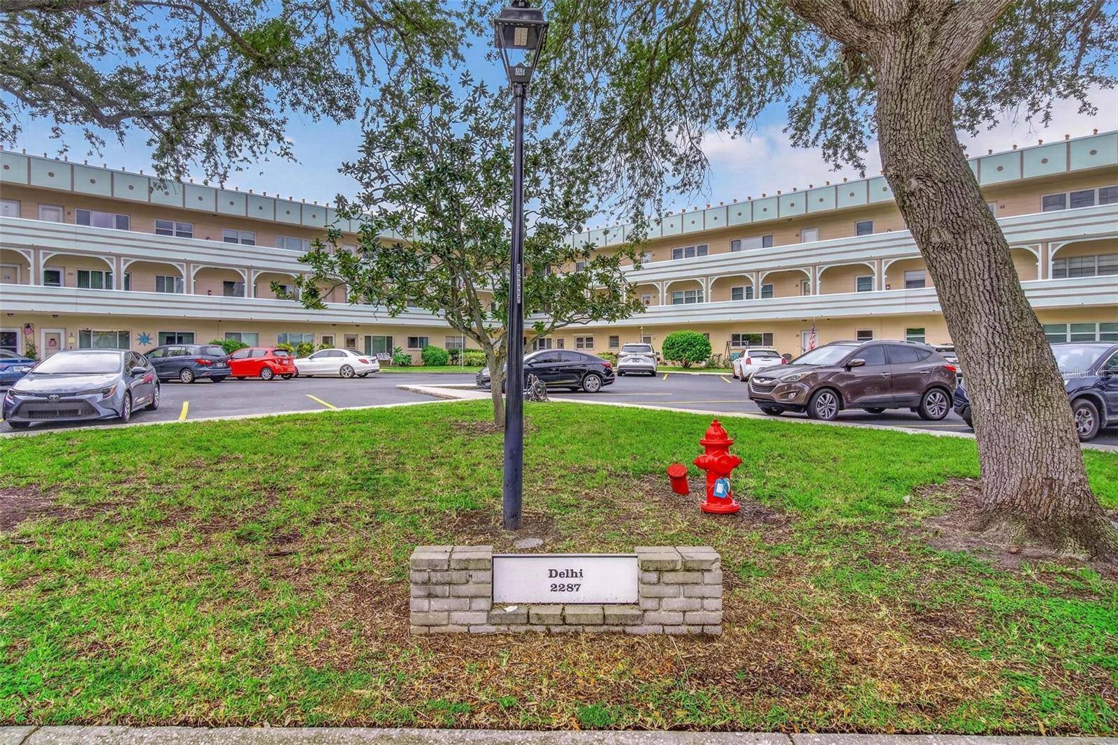 2287 PHILIPPINE DR #9, Clearwater, FL 33763