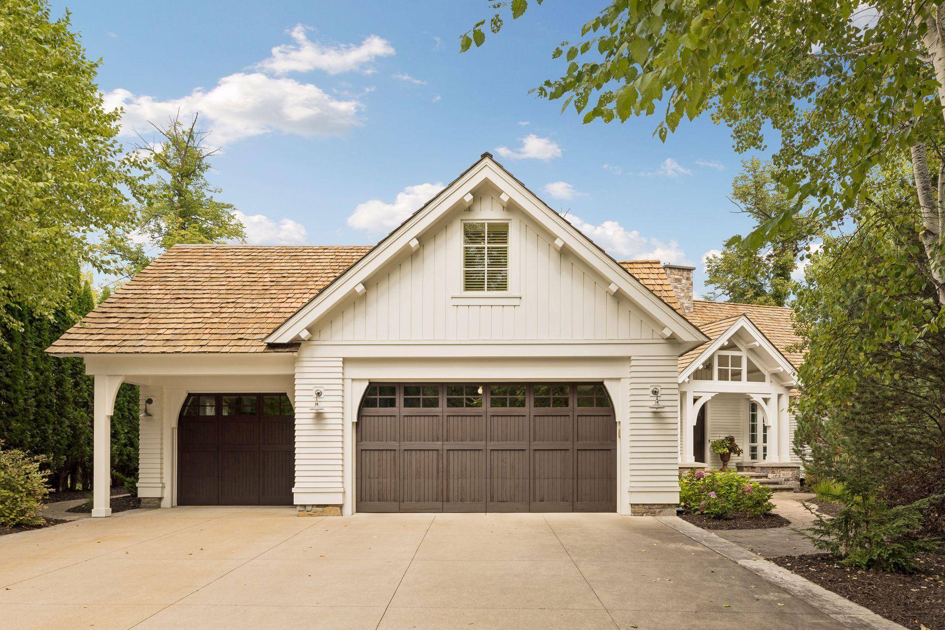 1625 Locust Hills TRL, Wayzata, MN 55391