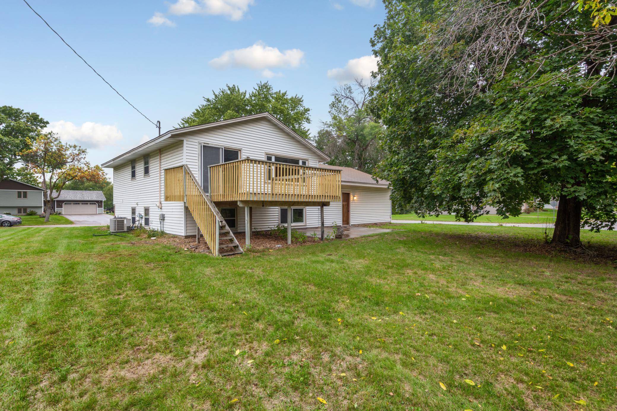 8101 Ewing AVE N, Brooklyn Park, MN 55443