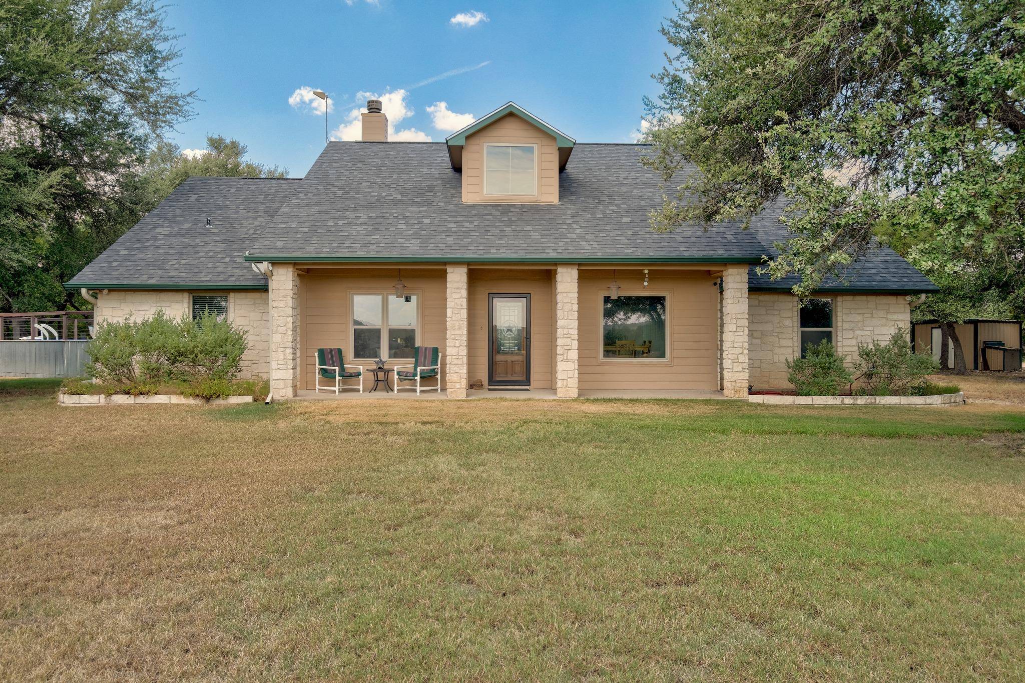 1200 County Road 233, Florence, TX 76527