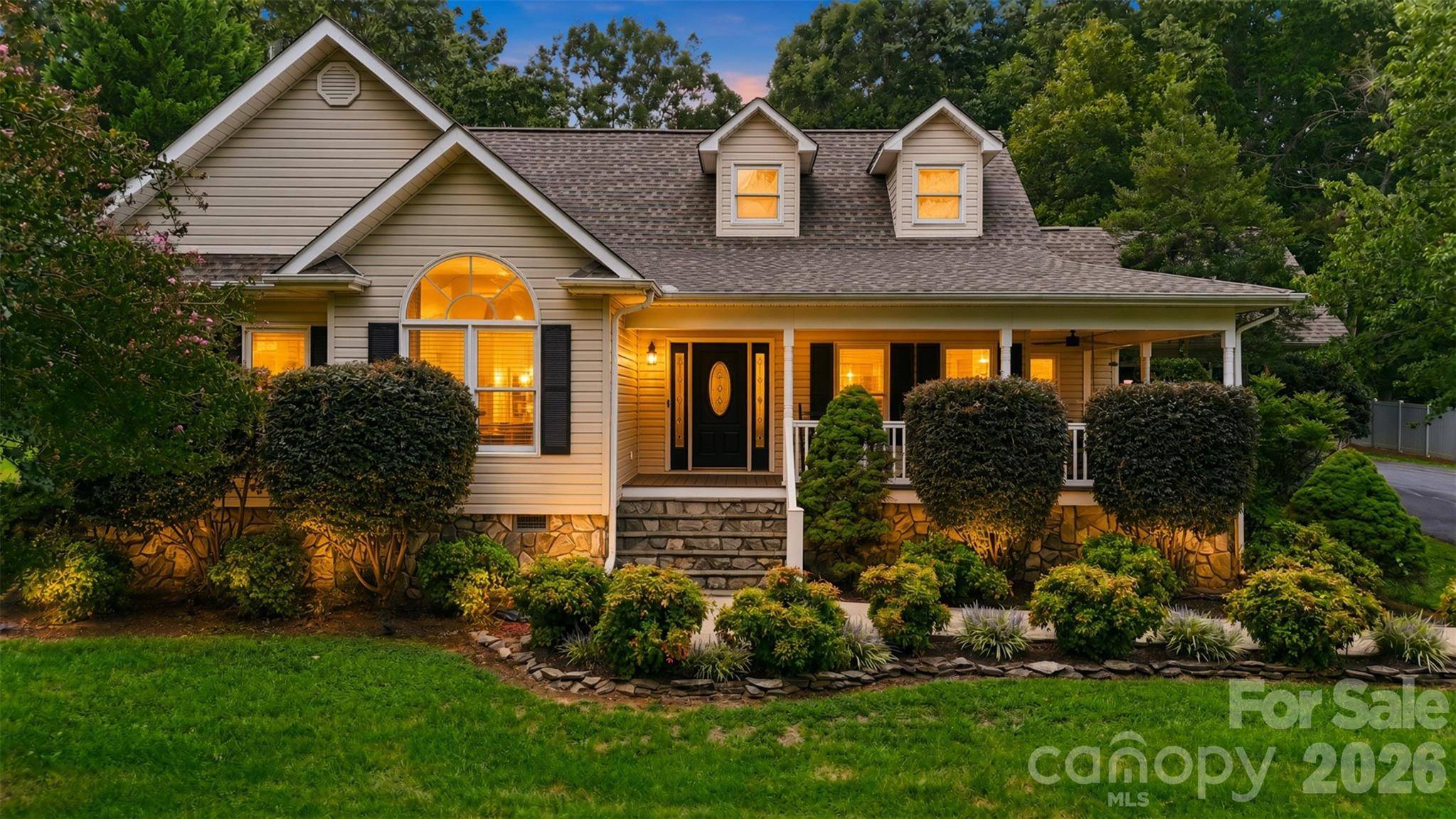 107 Shawnee TRL, Maiden, NC 28650