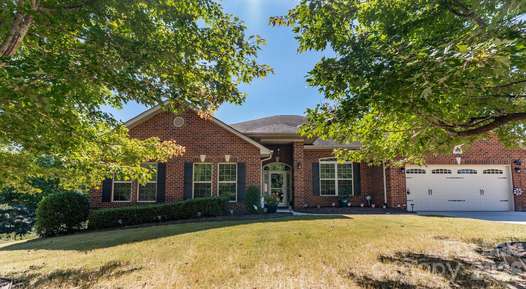2581 Flintshire LN, Gastonia, NC 28056