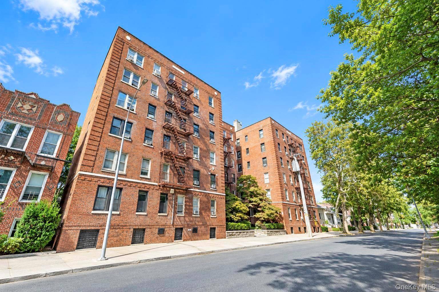 3321 Bruckner BLVD #5G, Bronx, NY 10461