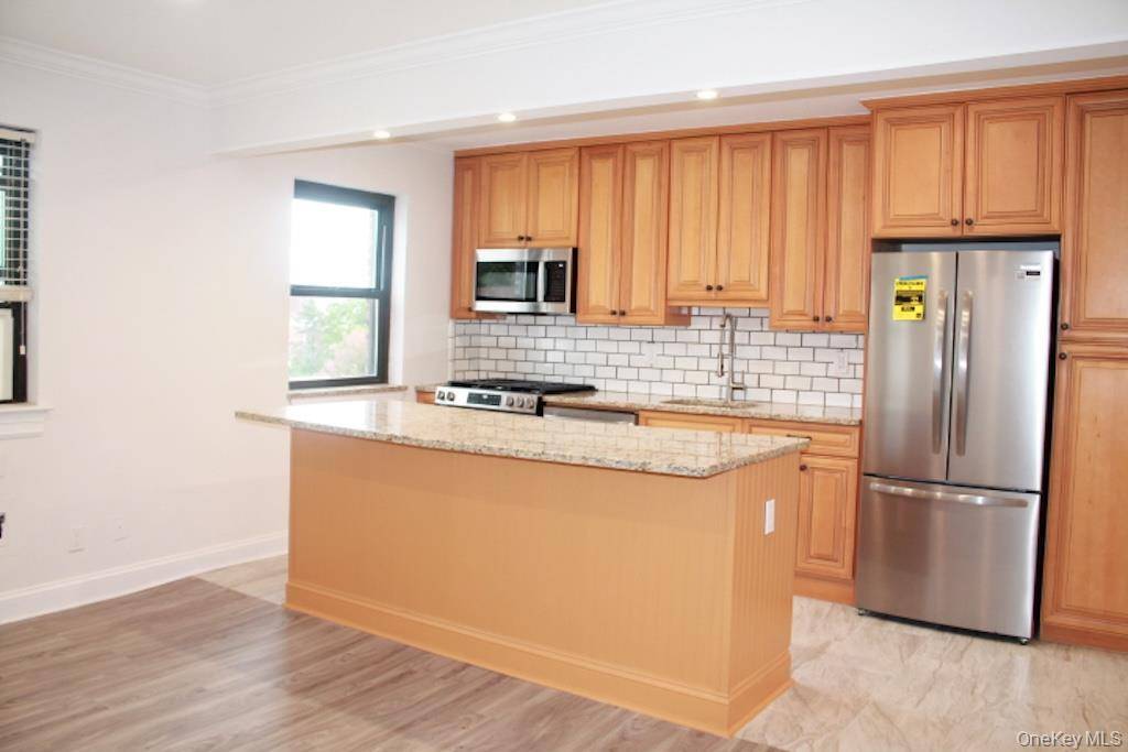 61 White Oak #5H, New Rochelle, NY 10801