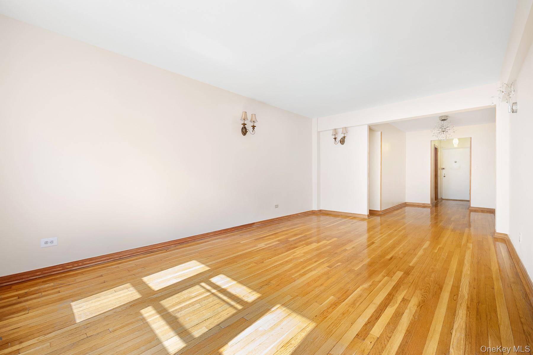 104-20 68 DR #A46, Forest Hills, NY 11375