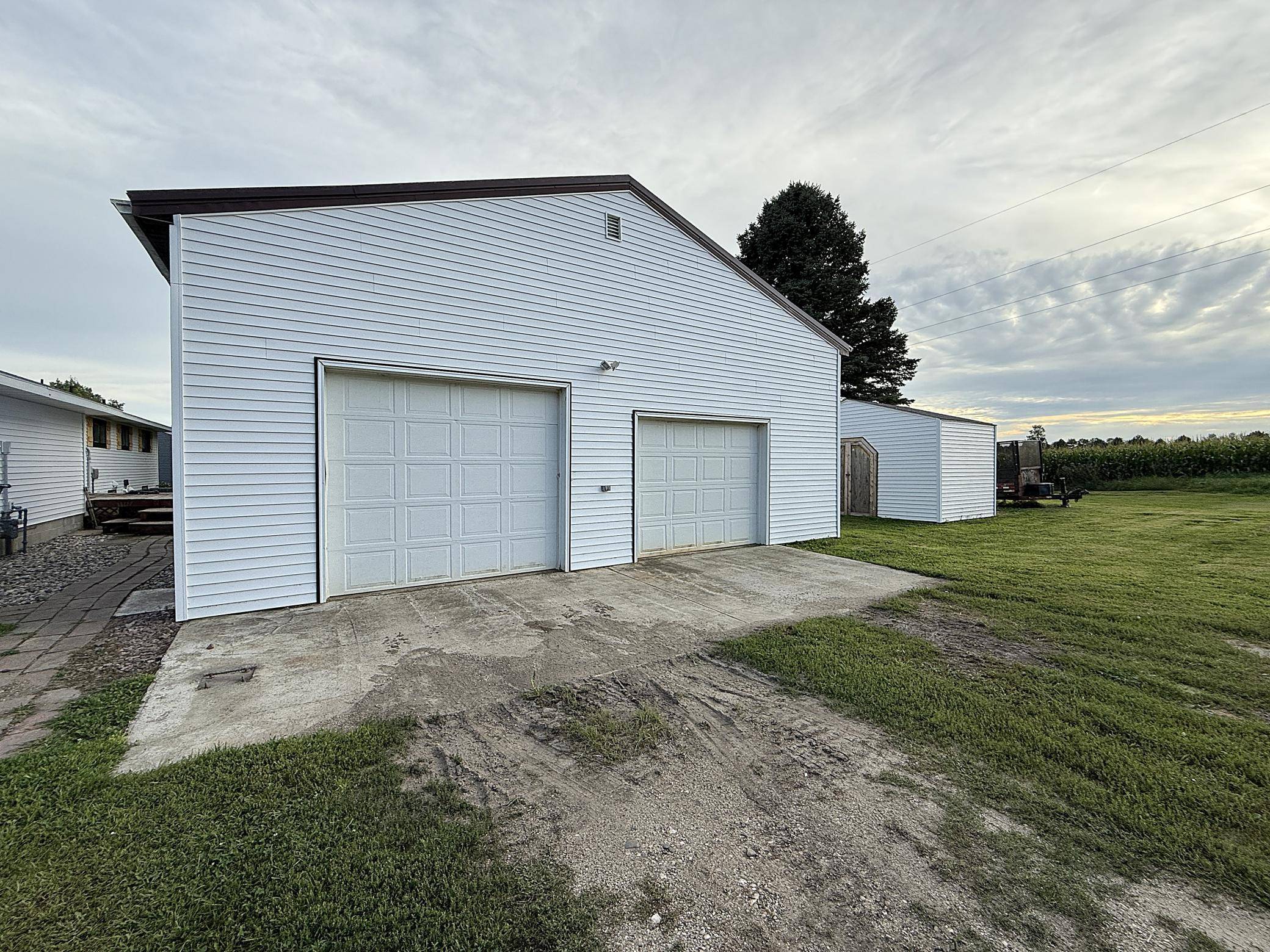 421 9th AVE, Madison, MN 56256