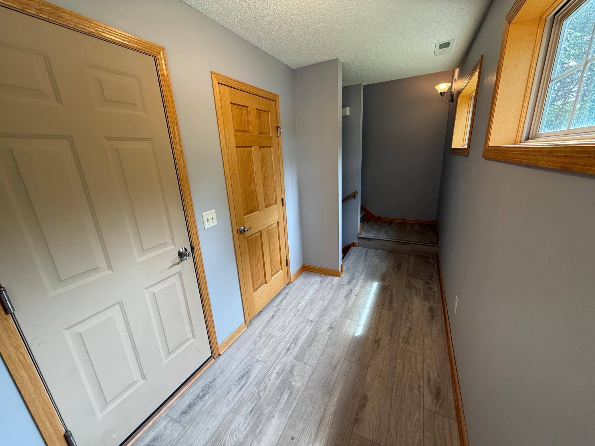3110 Frontier DR, Woodbury, MN 55129
