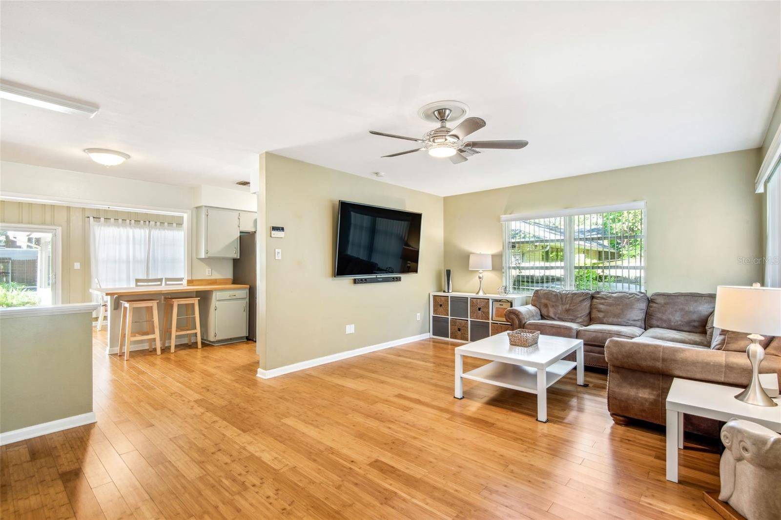 422 W LOUISIANA AVE, Tampa, FL 33603