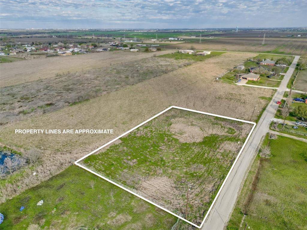 1106 Pakse Street, Venus, TX 76084