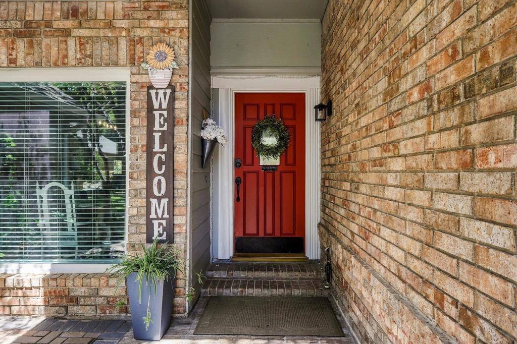524 Post Oak Road, Grapevine, TX 76051