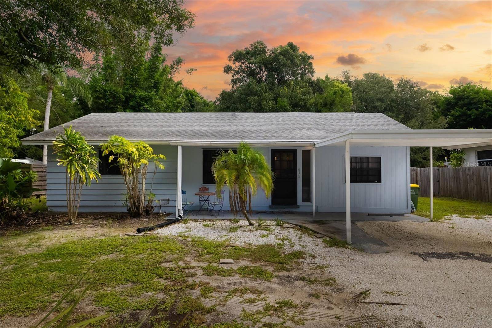 615 S SHADE AVE, Sarasota, FL 34237