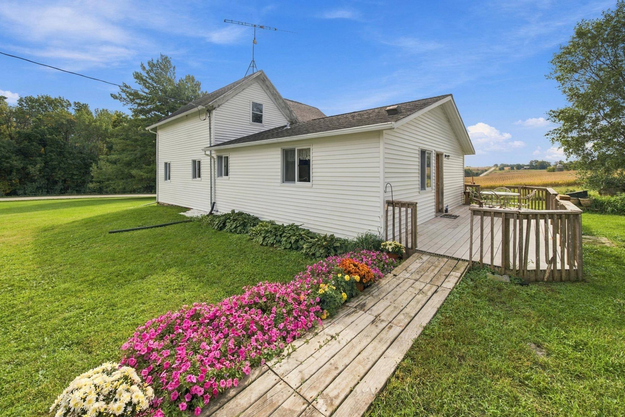 16833 351st AVE, Harmony, MN 55939