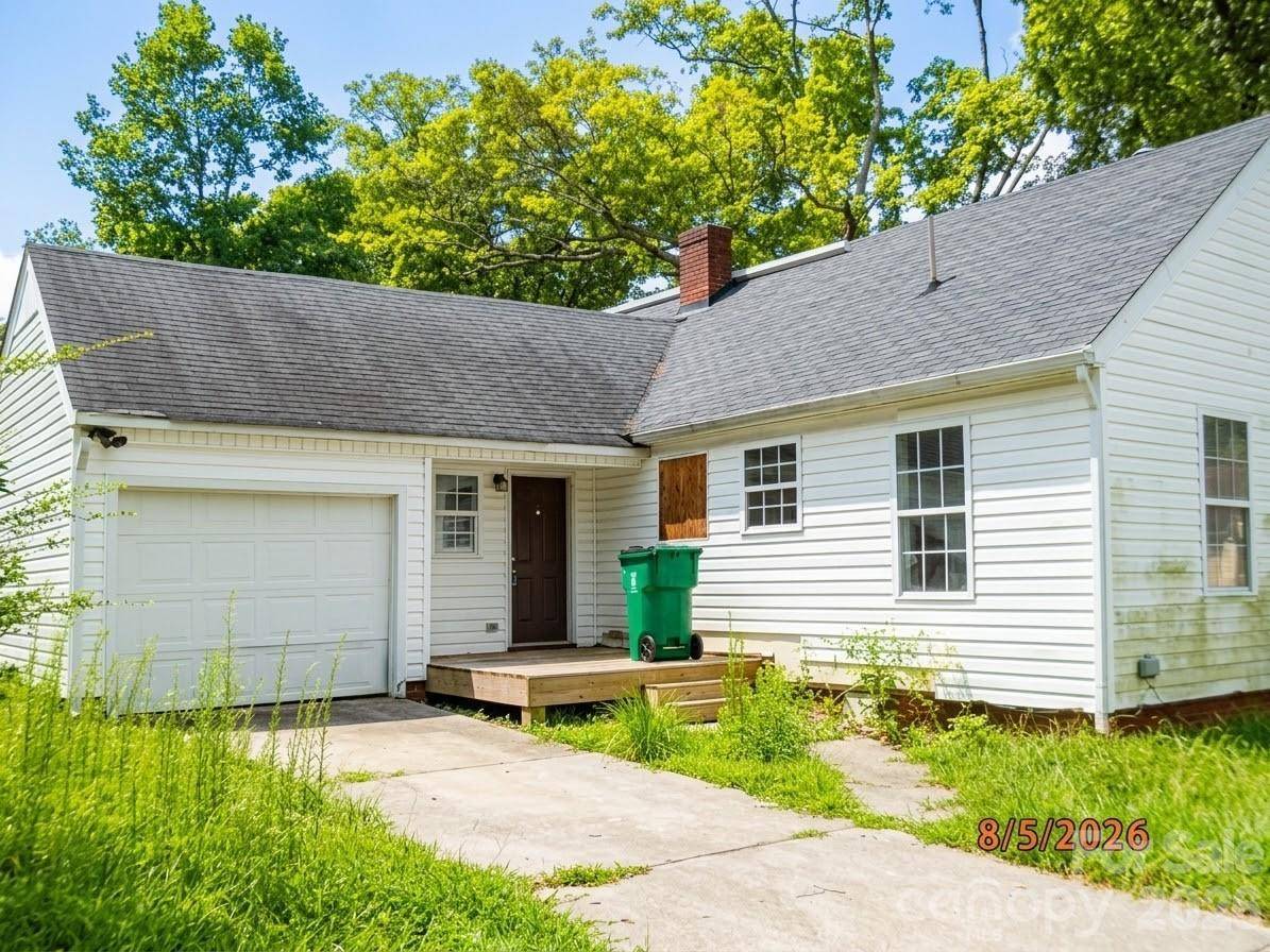 2101 Camp Greene ST, Charlotte, NC 28208