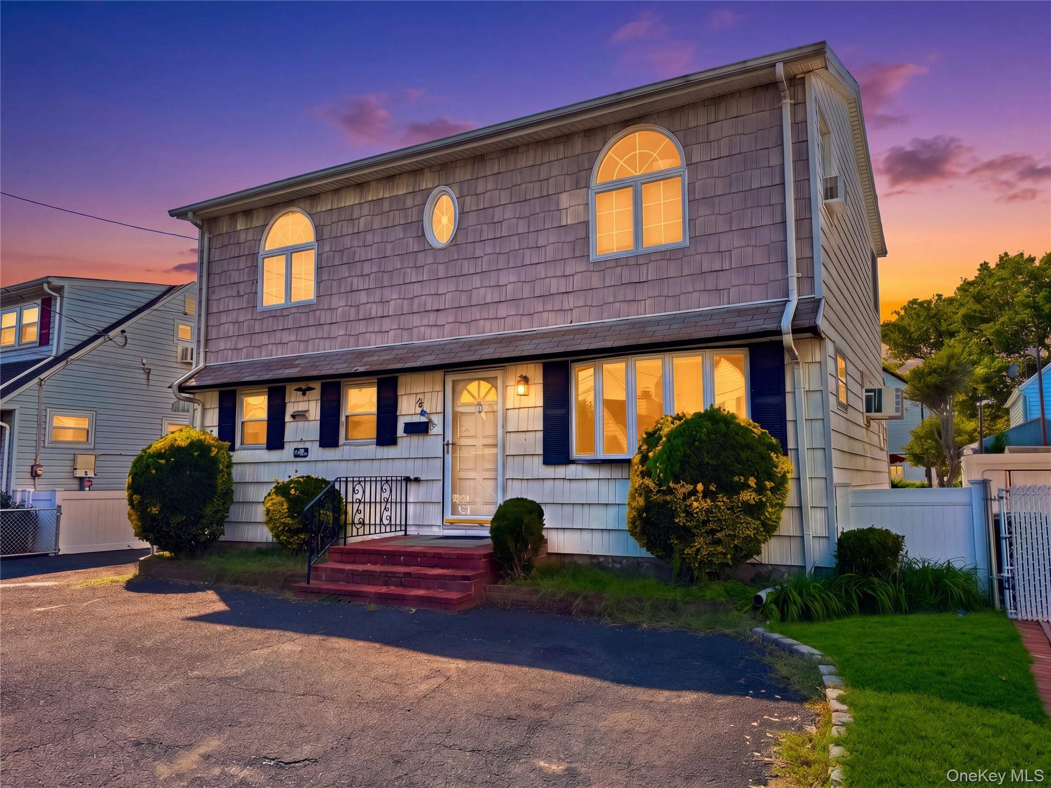 78 Gates AVE, Valley Stream, NY 11580