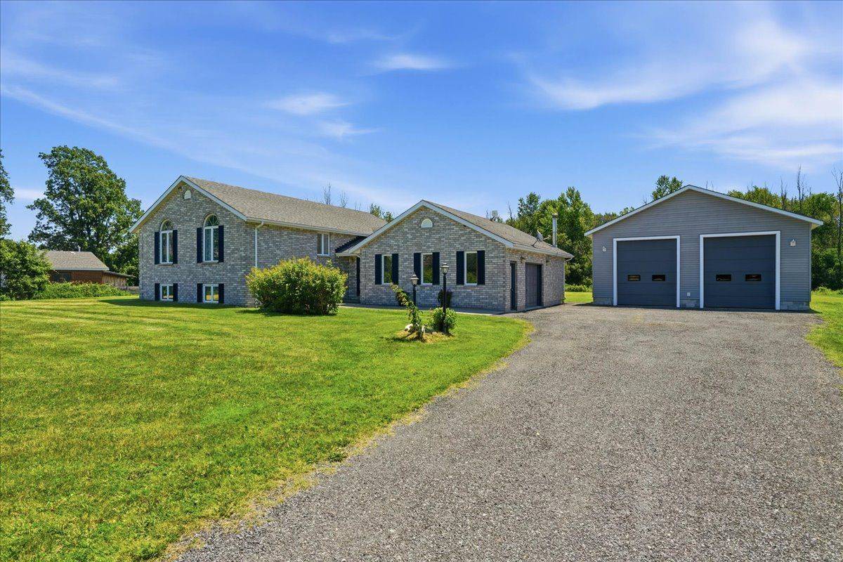 1400 Casey RD, Belleville, ON K8N 4Z6