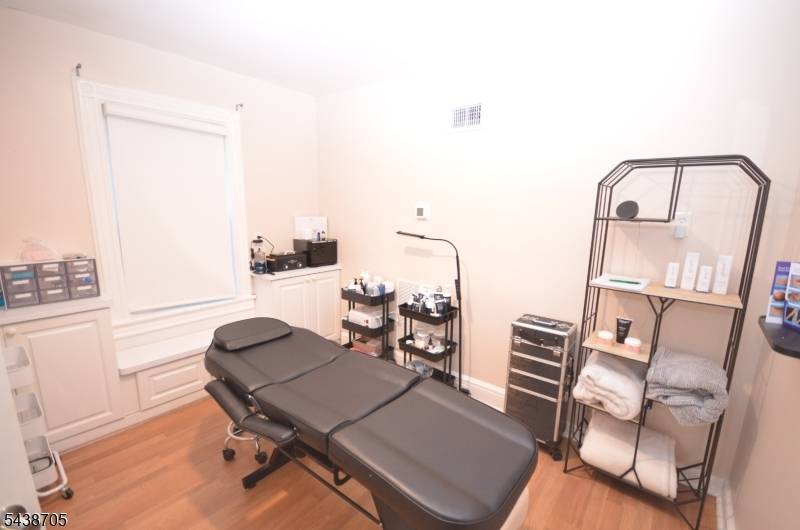 343 South Ave, Garwood Boro, NJ 07027