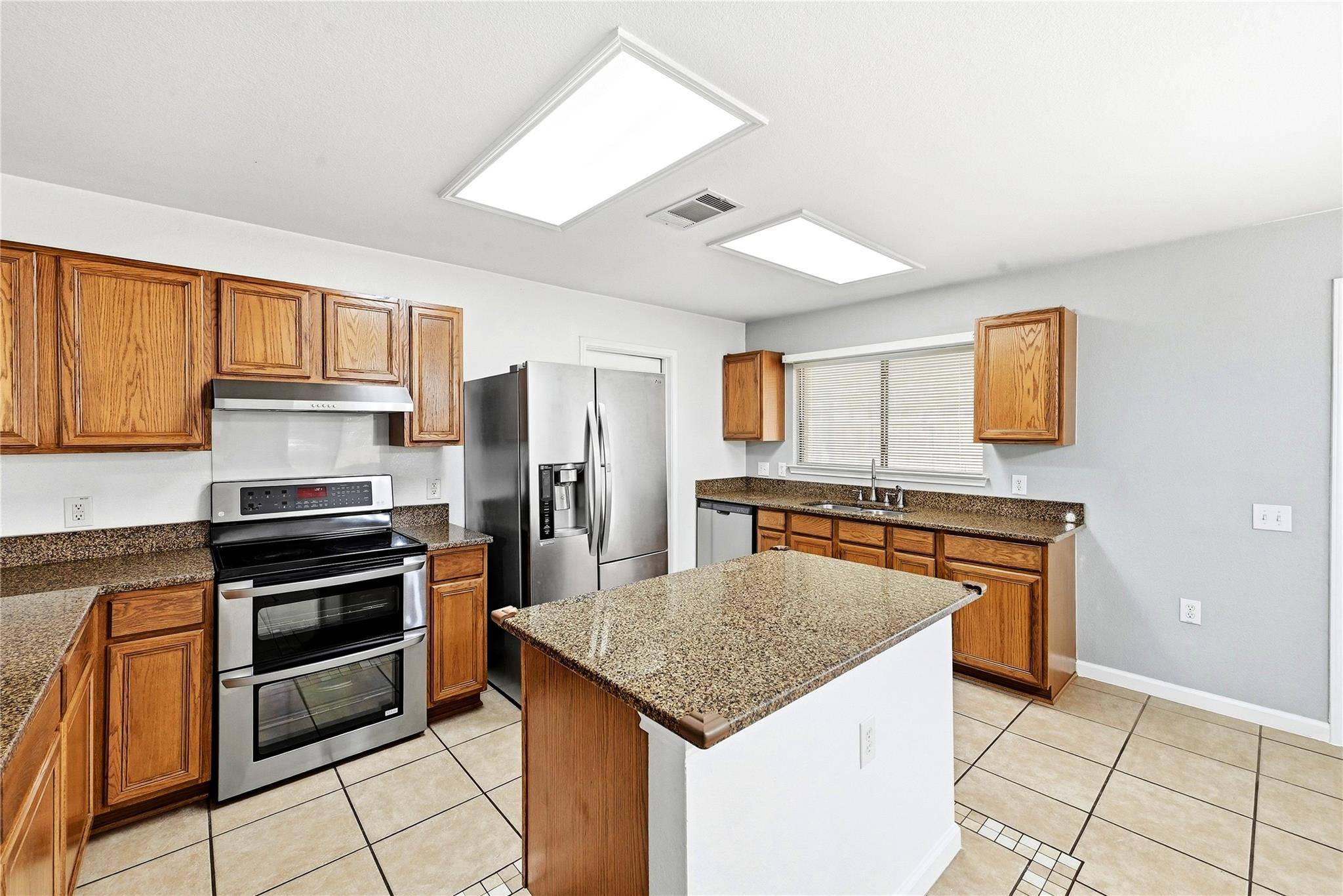 7516 Cats Eye LN, Austin, TX 78747