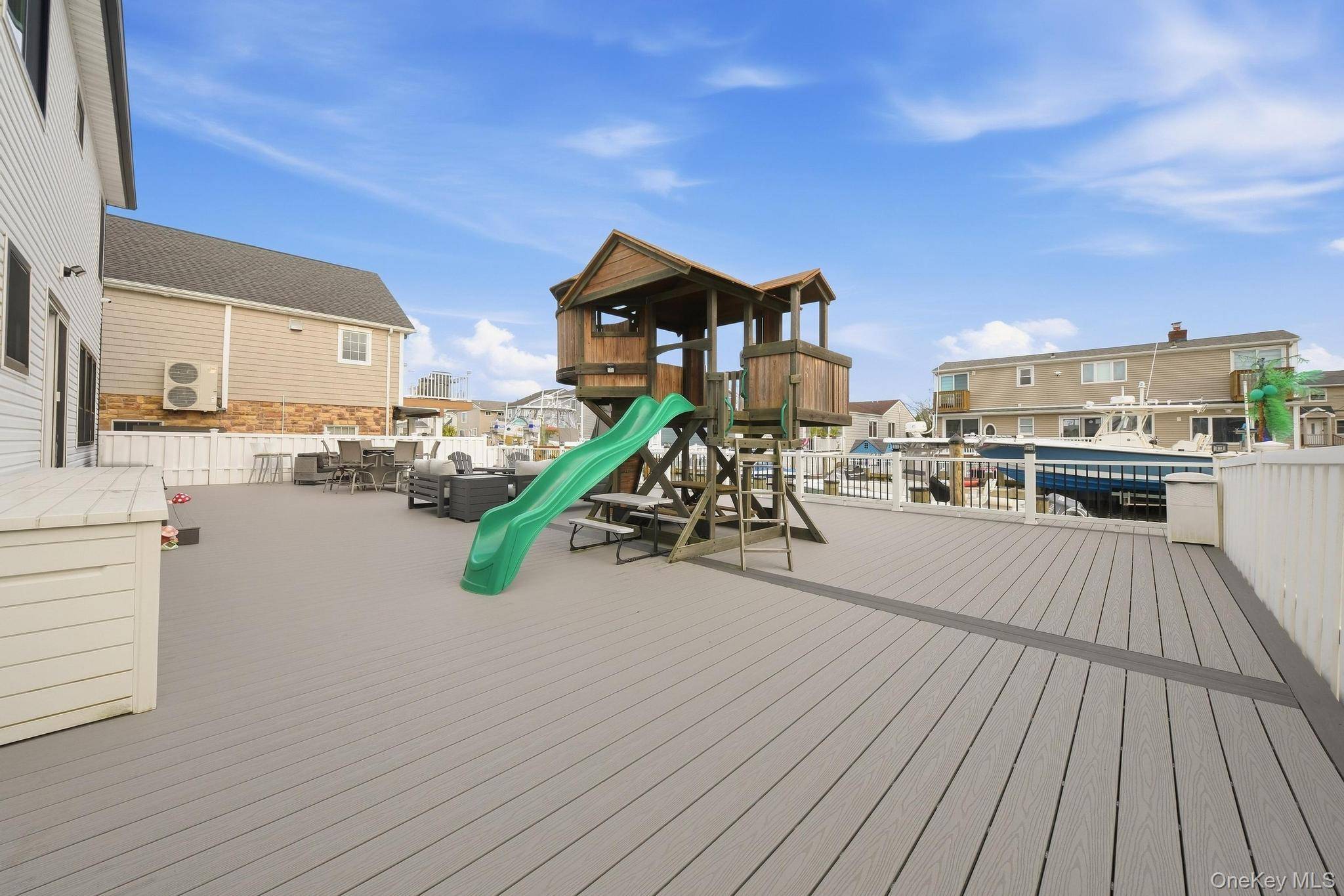 3634 Somerset DR, Seaford, NY 11783