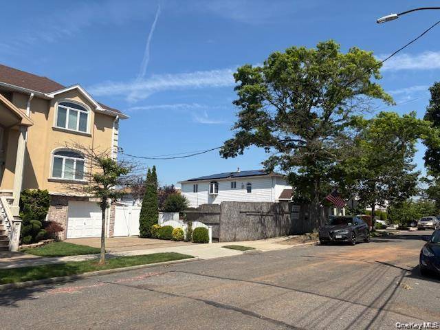 164-44 89th ST, Howard Beach, NY 11414
