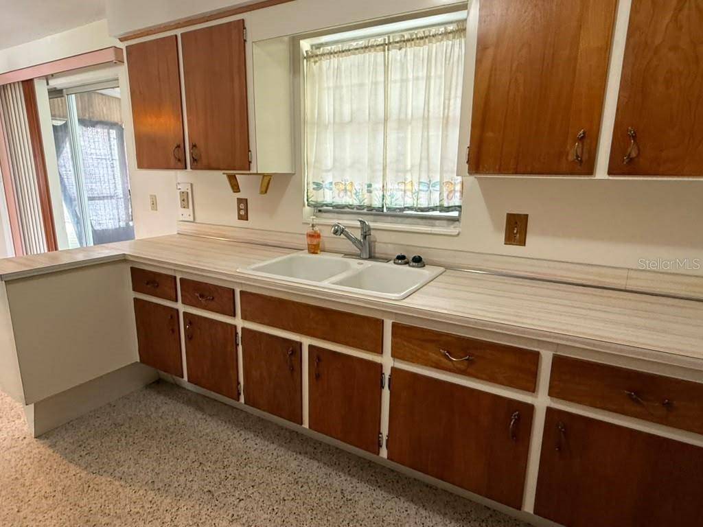 230 E ROBERTS ST, Orange City, FL 32763