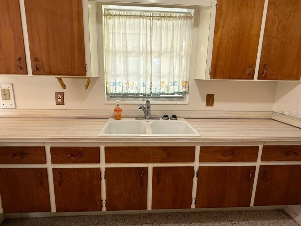 230 E ROBERTS ST, Orange City, FL 32763