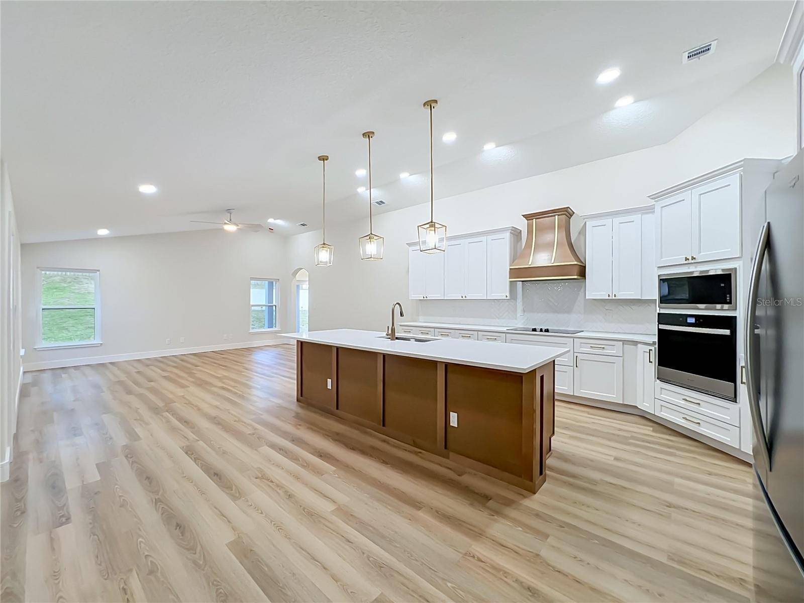 12625 DOUGLAS FIR CT, Clermont, FL 34711