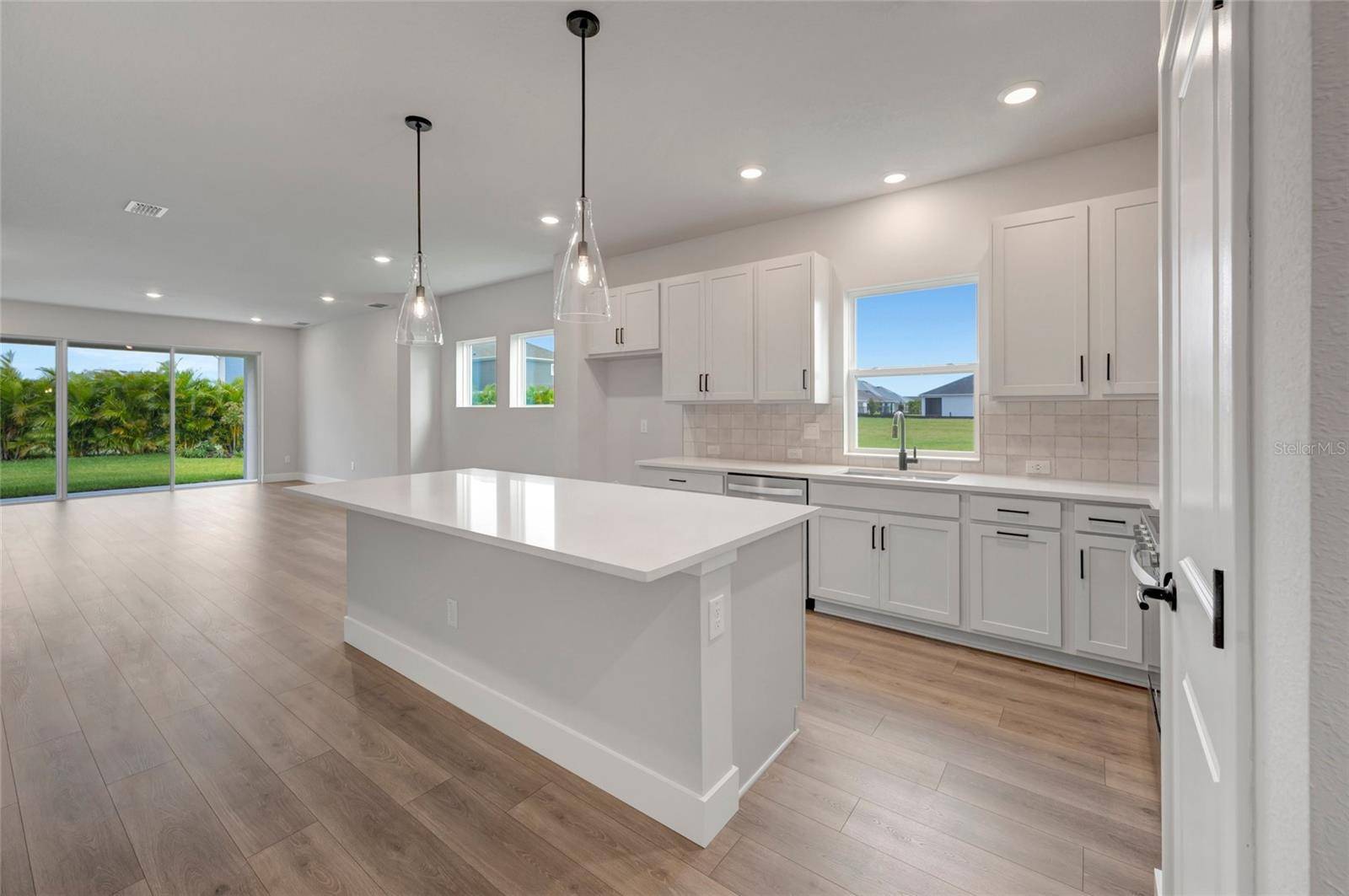 5130 SEA BRANCH AVE, Apollo Beach, FL 33572
