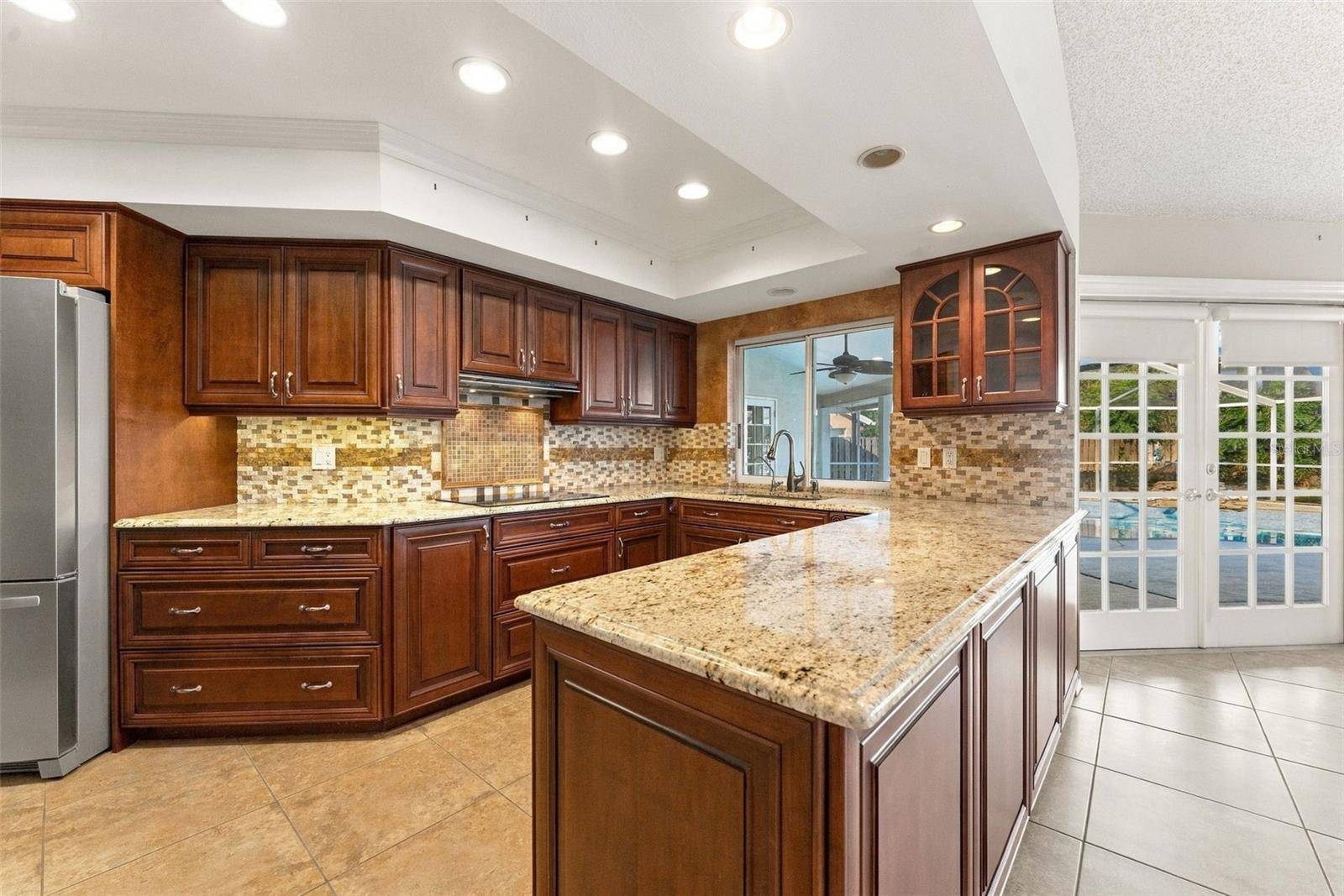 16508 BLENHEIM DR, Lutz, FL 33549