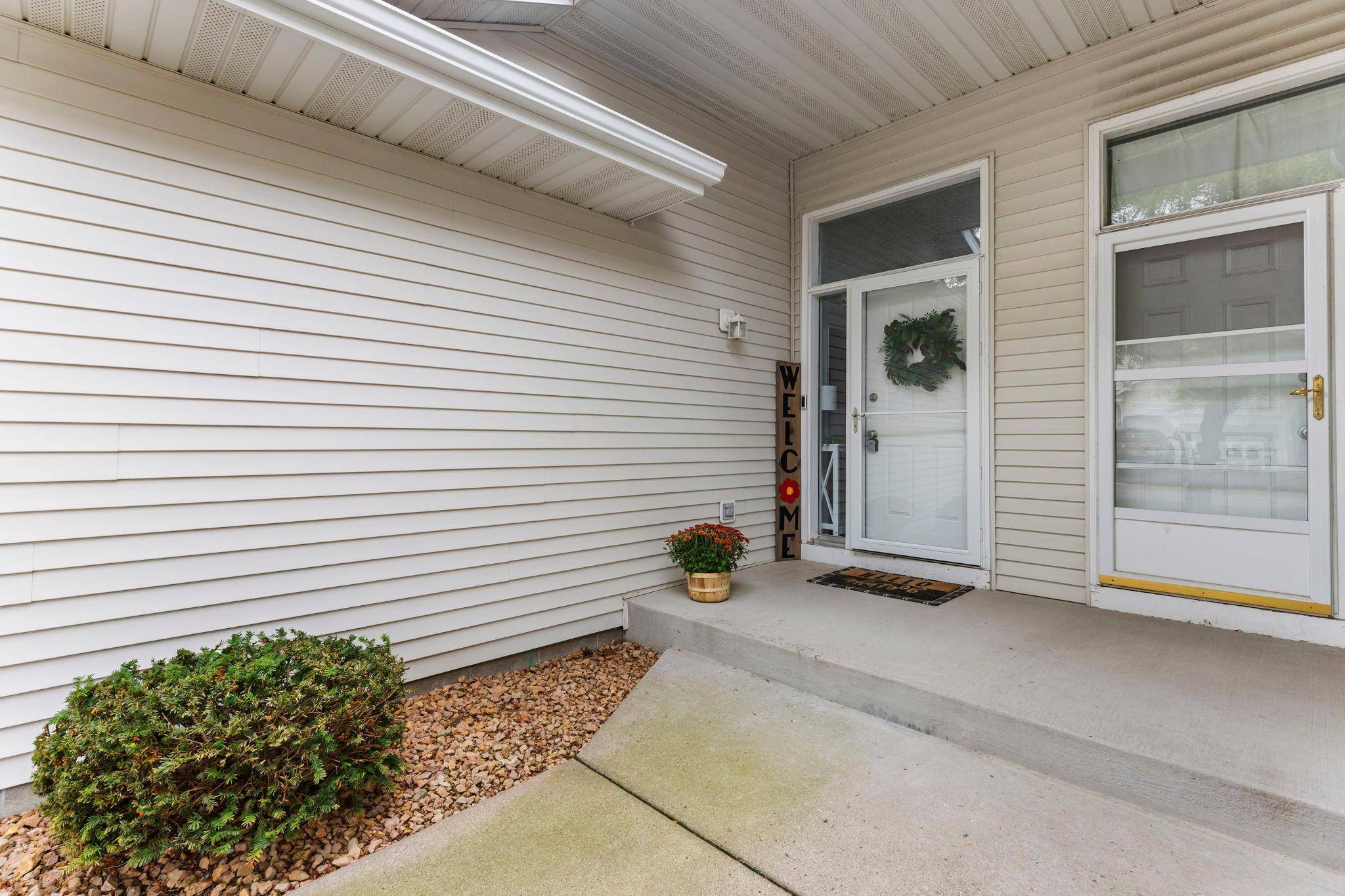 26260 3rd ST W, Zimmerman, MN 55398