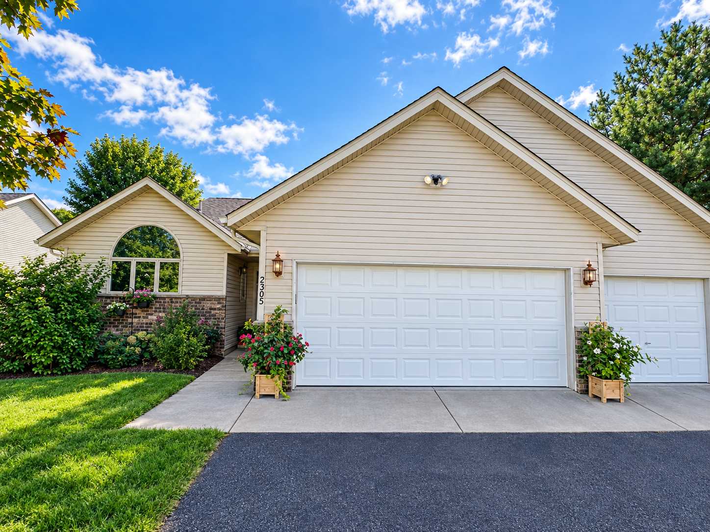 2305 Pepper Ridge LN, Northfield, MN 55057