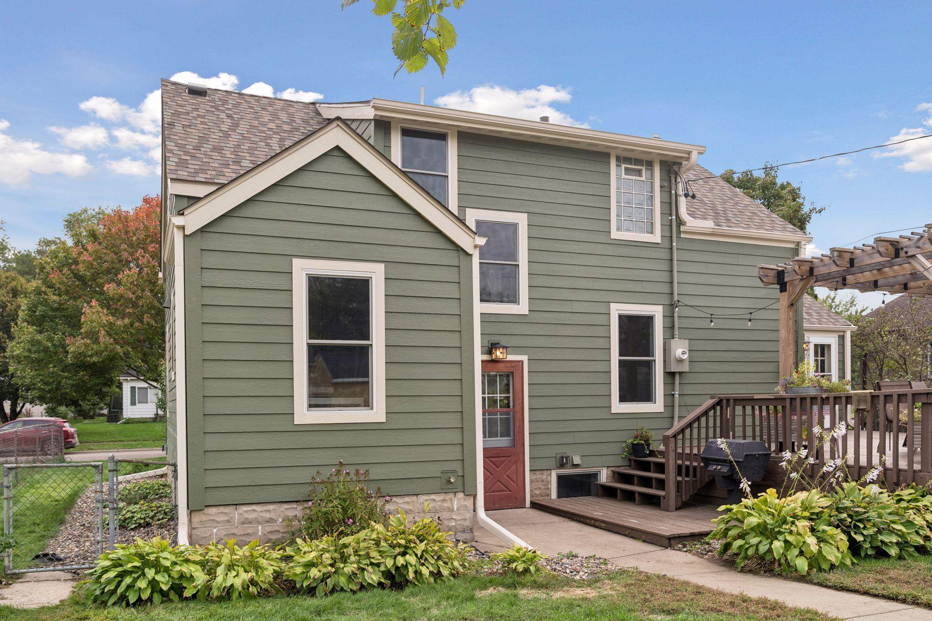 4325 Zane AVE N, Crystal, MN 55422