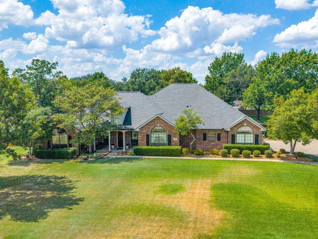 103 Texas Circle, Sunnyvale, TX 75182