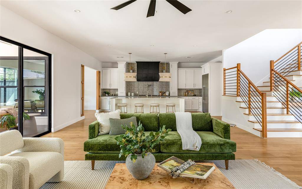 5430 Belmont Avenue, Dallas, TX 75206