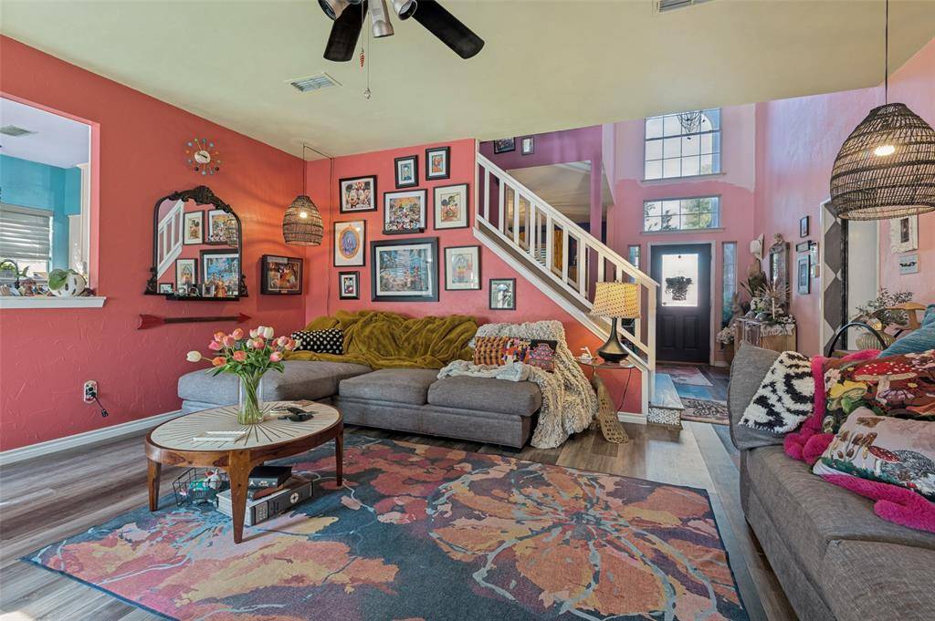 925 Rio Vista Lane, Arlington, TX 76017