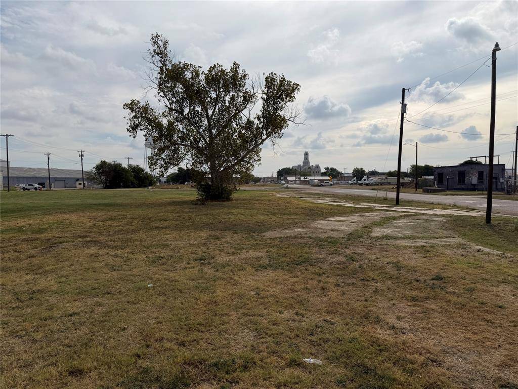TBD W Franklin Street, Hillsboro, TX 76645