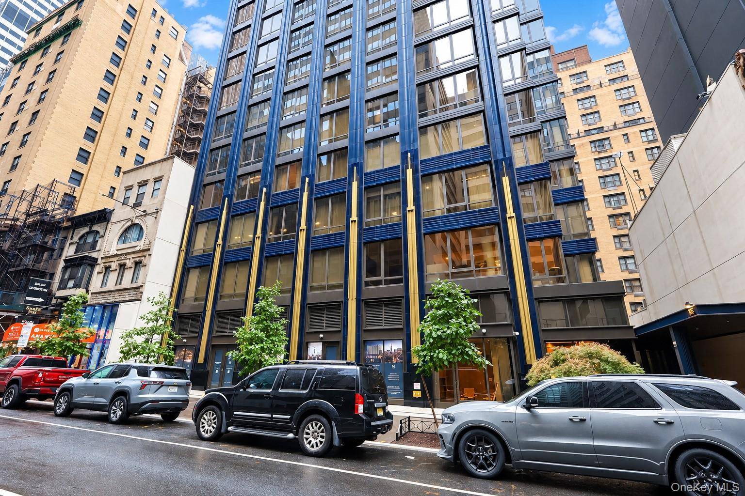135 E 47th ST #22F, New York (manhattan), NY 10017