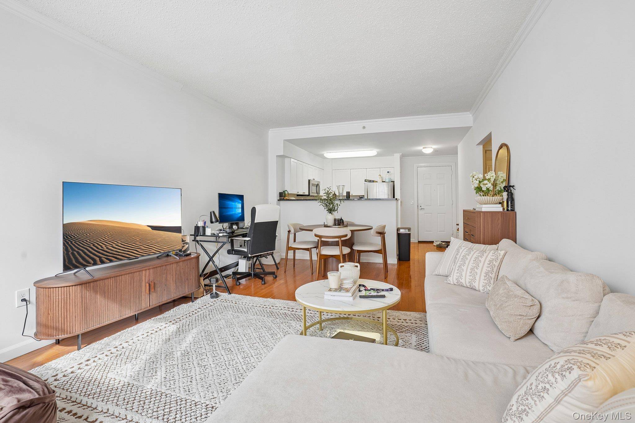 300 Mamaroneck AVE #421, White Plains, NY 10605