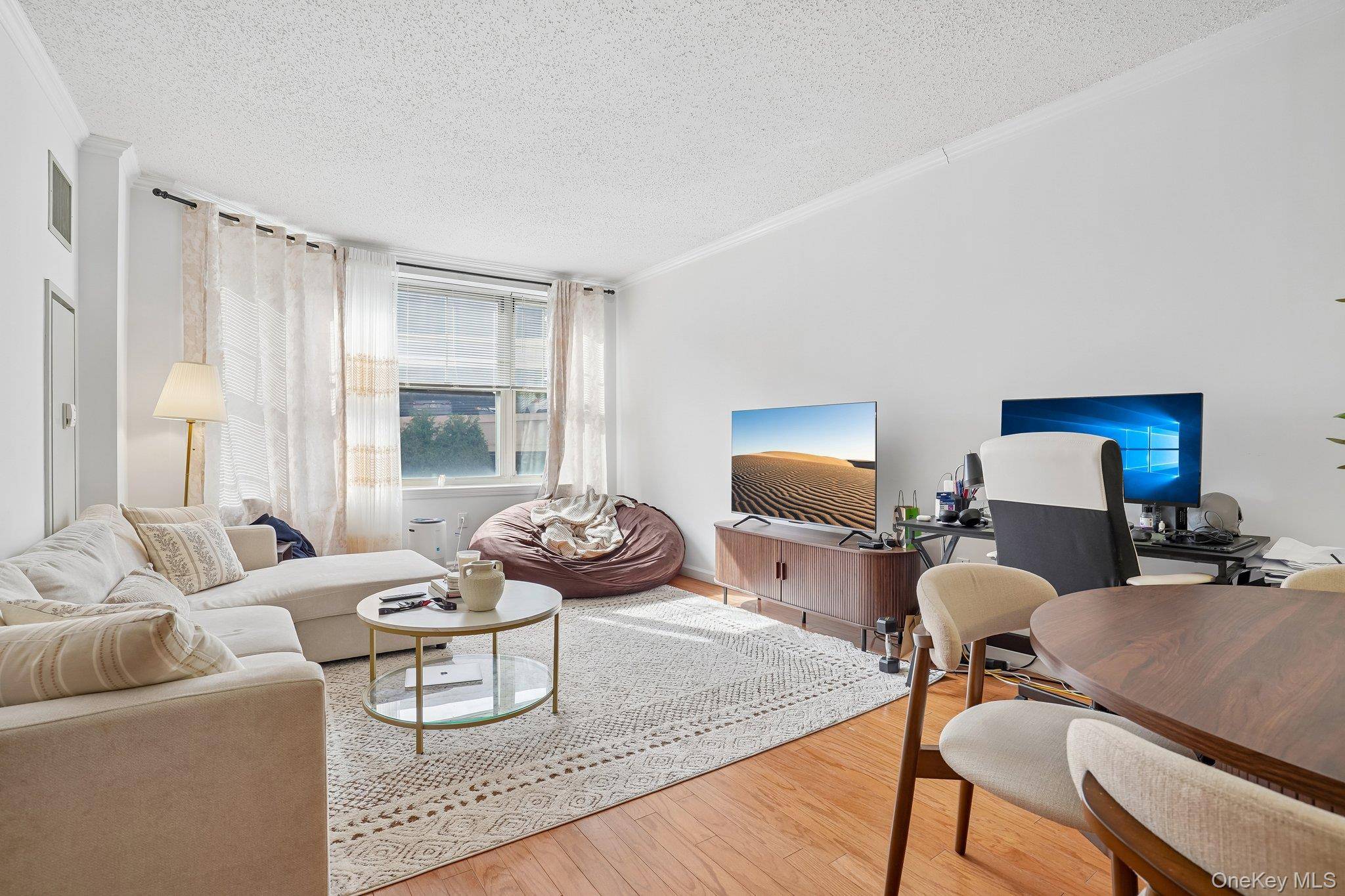 300 Mamaroneck AVE #421, White Plains, NY 10605