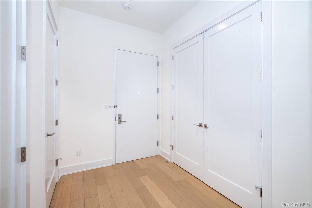 110 Chatsworth AVE #304, Larchmont, NY 10538