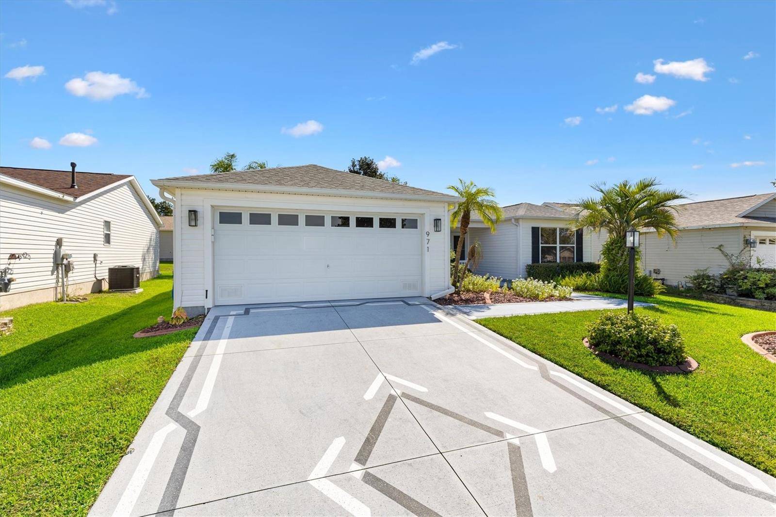 971 KINGMONT TER, The Villages, FL 32162