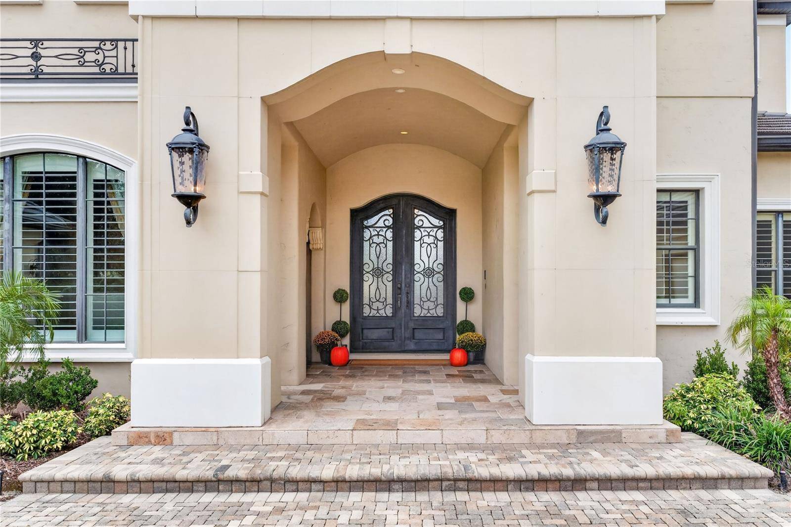 6113 GROSVENOR SHORE DR, Windermere, FL 34786